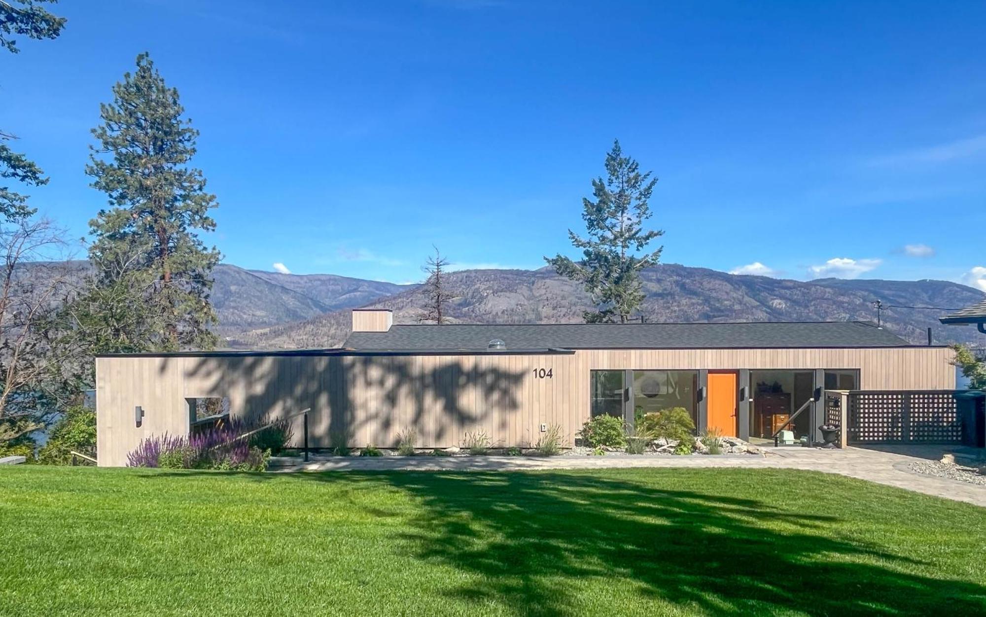 Kelowfornia Lakeview Retreat Kelowna Exterior photo